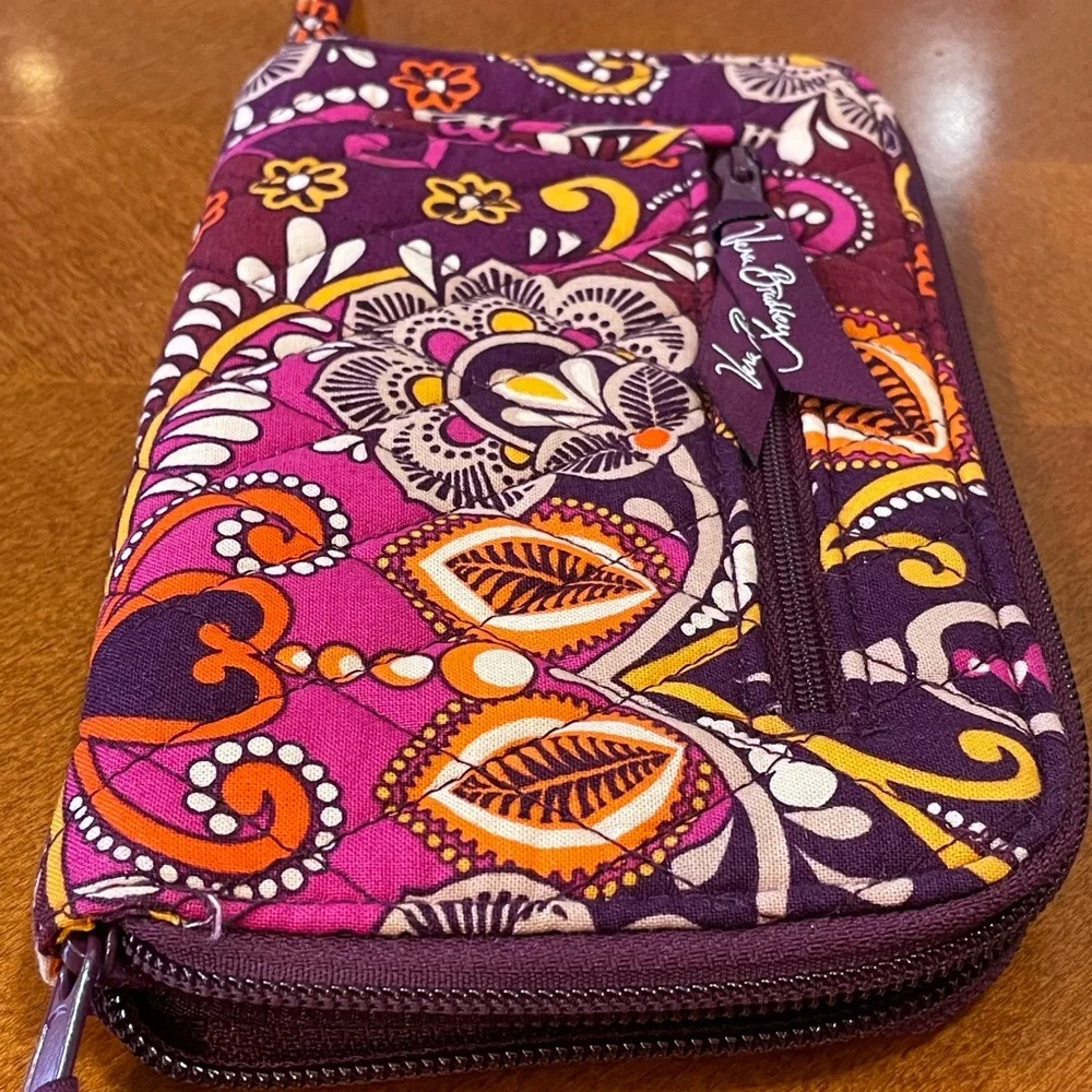 Vera Bradley Convertible Wallet/Wristlet Safari Sunset - Picture 4 of 9